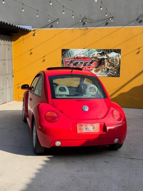 VOLKSWAGEN NEW BEETLE - Imagem 8