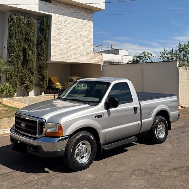 FORD F-250 XL-L - Imagem 1
