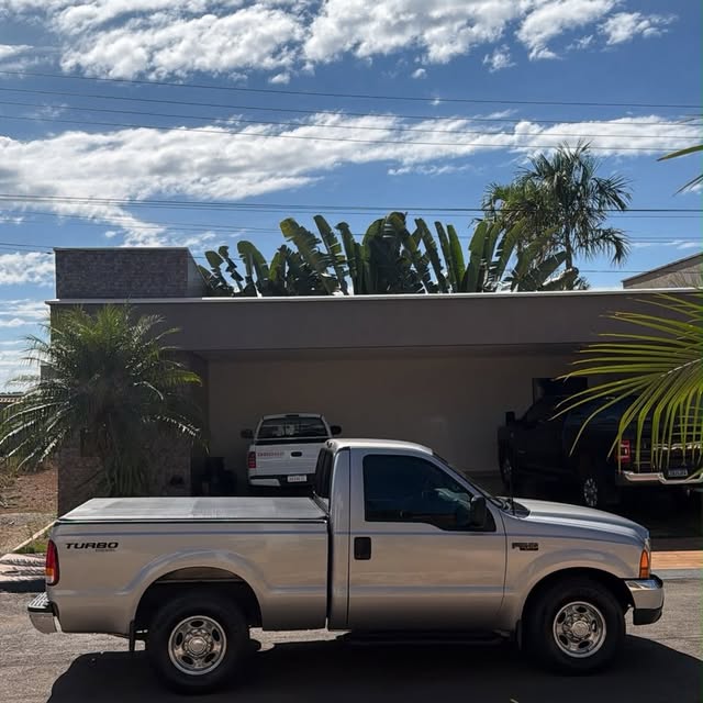 FORD F-250 XL-L - Imagem 5