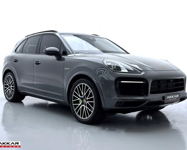 PORSCHE CAYENNE E-HYBRID - Imagem 6