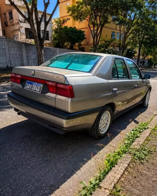 ALFA ROMEO 155 - Imagem 2