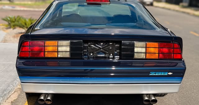 CHEVROLET CAMARO Z28 - Imagem 6