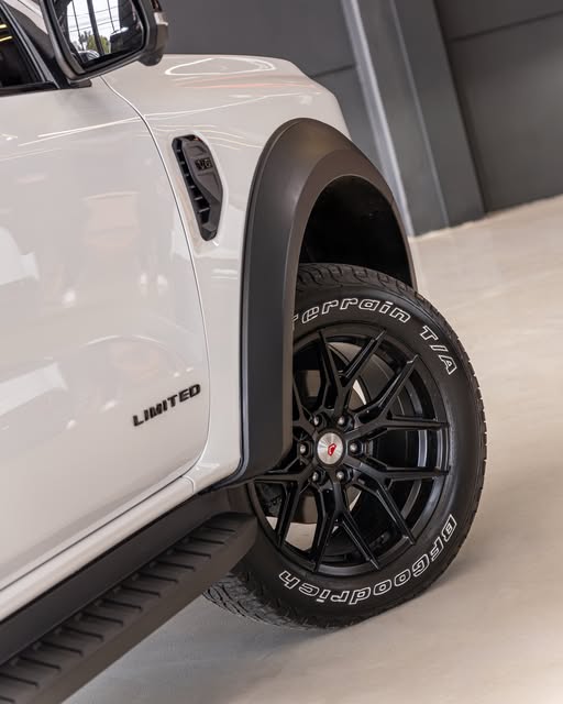 FORD RANGER LIMITED+ - Imagem 10