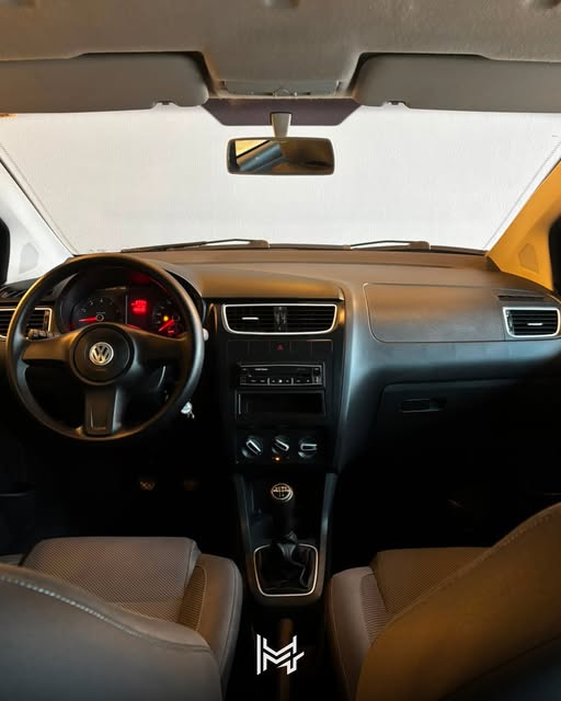 VOLKSWAGEN FOX 1.0 COMPLETO - Imagem 3