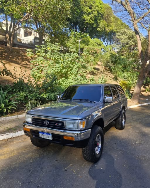 TOYOTA HILUX - Imagem 11