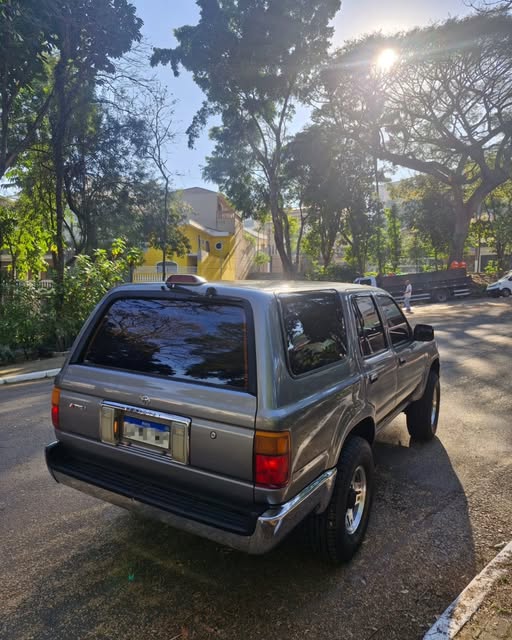TOYOTA HILUX - Imagem 5