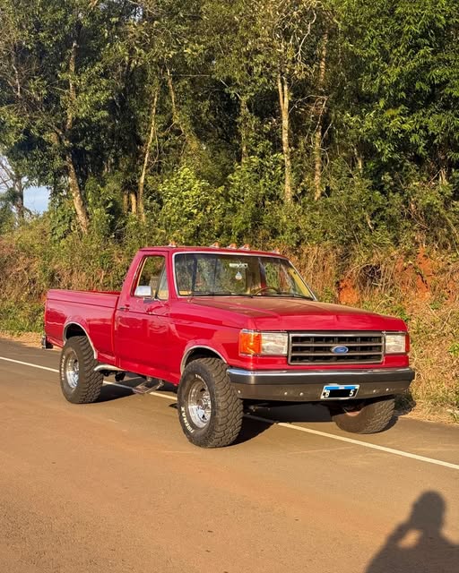 FORD F-1000 SUPER SÉRIE - Imagem 1