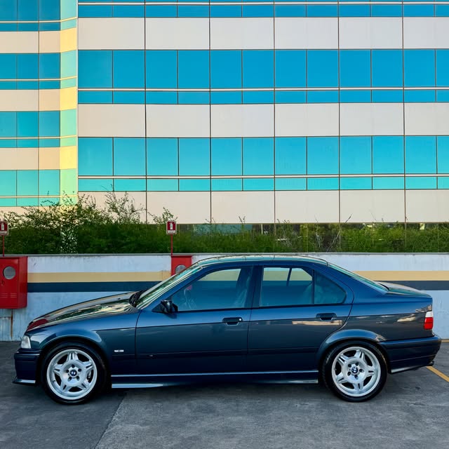 BMW 328I - Imagem 5