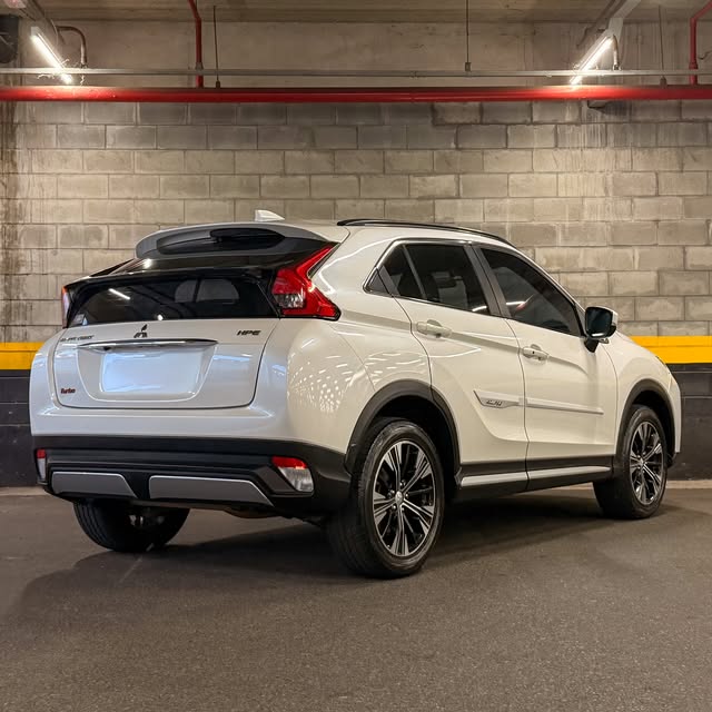 MITSUBISHI ECLIPSE CROSS - Imagem 5