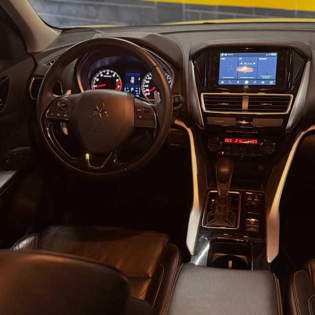 MITSUBISHI ECLIPSE CROSS - Imagem 9
