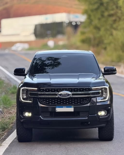 FORD RANGER XLT 3.0 V6 TURBO DIESEL - Imagem 2