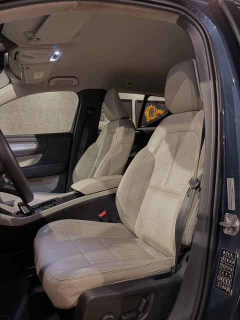 VOLVO XC40 T5 RECHARGE INSCRIPTON EXPRESSION - Imagem 13