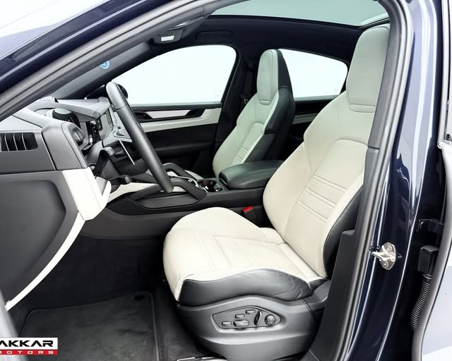 PORSCHE CAYENNE E-HYBRID - Imagem 7