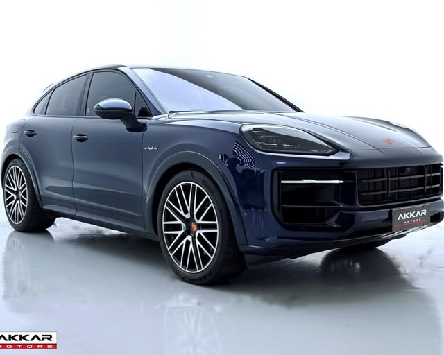 PORSCHE CAYENNE E-HYBRID - Imagem 9