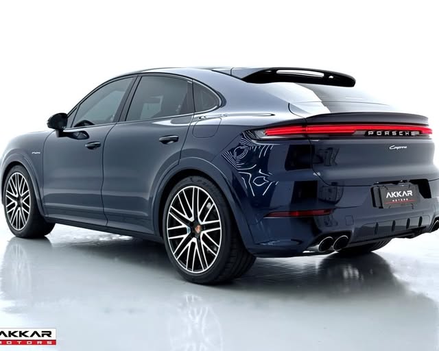 PORSCHE CAYENNE E-HYBRID - Imagem 10