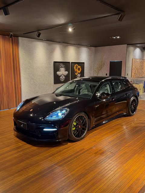 PORSCHE PANAMERA 4 E-HYBRID SPORT TURISMO - Imagem 6