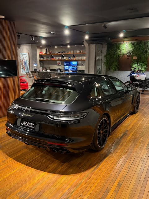 PORSCHE PANAMERA 4 E-HYBRID SPORT TURISMO - Imagem 7