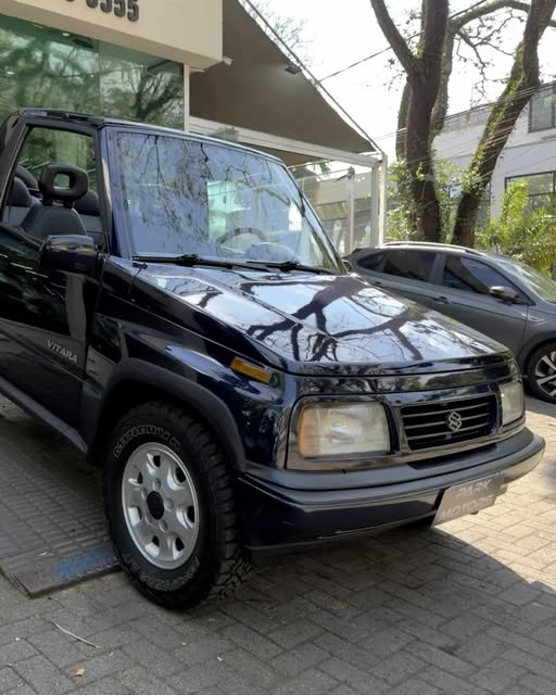 SUZUKI VITARA JLX CANVAS TOP - Imagem 4