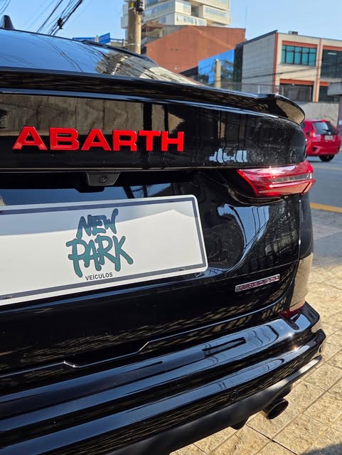 FIAT FASTBACK ABARTH - Imagem 8