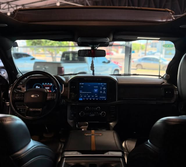 FORD F-150 PLATINUM - Imagem 5