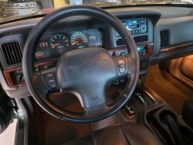JEEP GRAND CHEROKEE LIMITED - Imagem 12