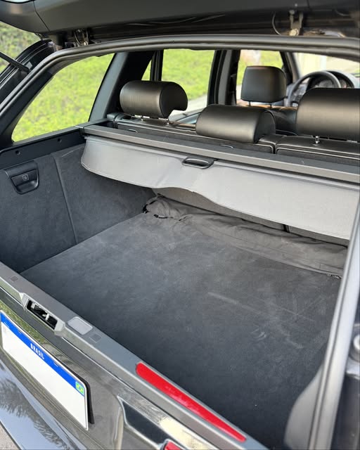 BMW X5 4.8IS - Imagem 10