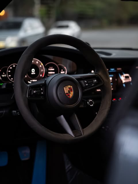 PORSCHE 911 CARRERA T - Imagem 17