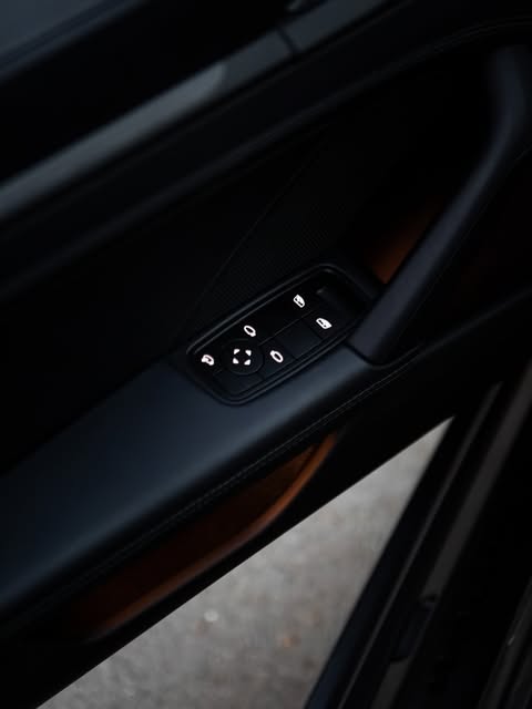 PORSCHE 911 CARRERA T - Imagem 18