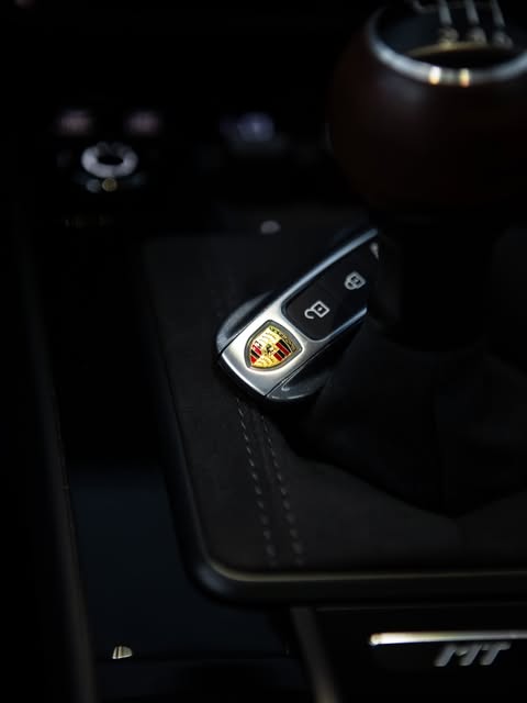 PORSCHE 911 CARRERA T - Imagem 19