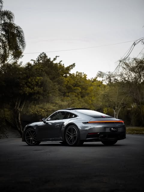 PORSCHE 911 CARRERA T - Imagem 9