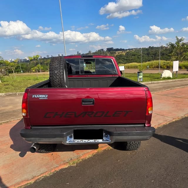 CHEVROLET SILVERADO - Imagem 4