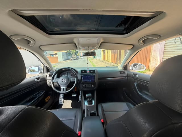 VOLKSWAGEN JETTA - Imagem 9