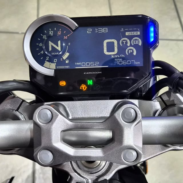 HONDA CB1000R - Imagem 2