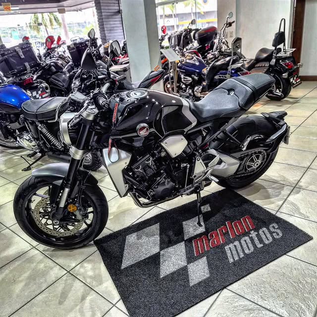 HONDA CB1000R - Imagem 8