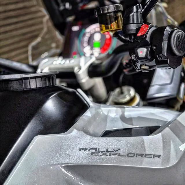 TRIUMPH TIGER RALLY PRO 1200 EXPLORER - Imagem 3