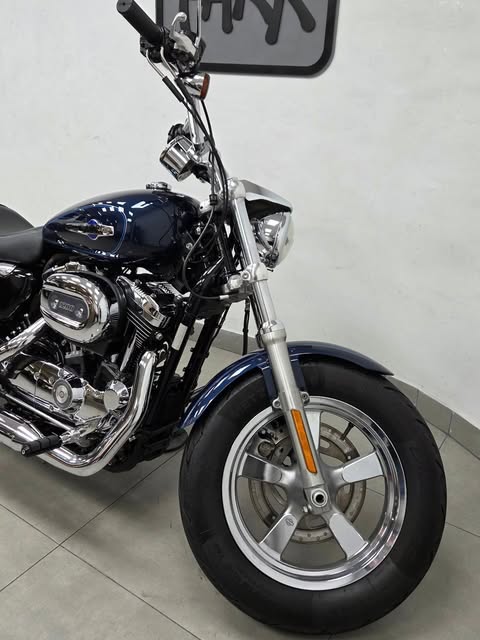 HARLEY-DAVIDSON SPORTSTER XL1200 CUSTOM - Imagem 4