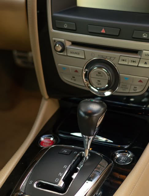 JAGUAR XKR - Imagem 6