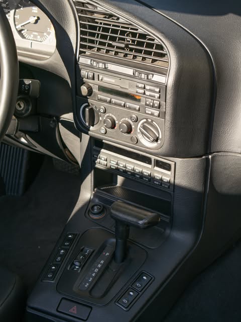 BMW 325I CABRIO E36 - Imagem 8