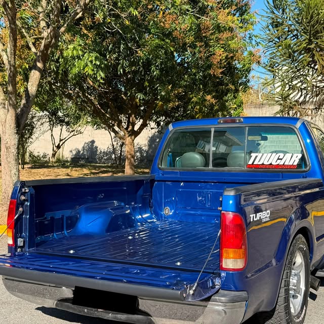 FORD F-250 XLT-L - Imagem 13