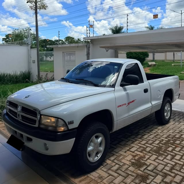 DODGE DAKOTA - Imagem 2