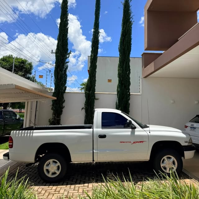 DODGE DAKOTA - Imagem 5