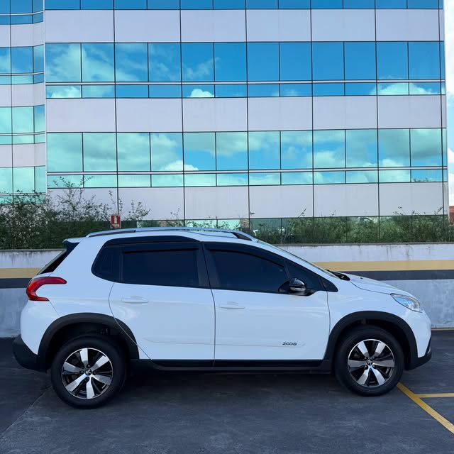 PEUGEOT 2008 STYLE - Imagem 4