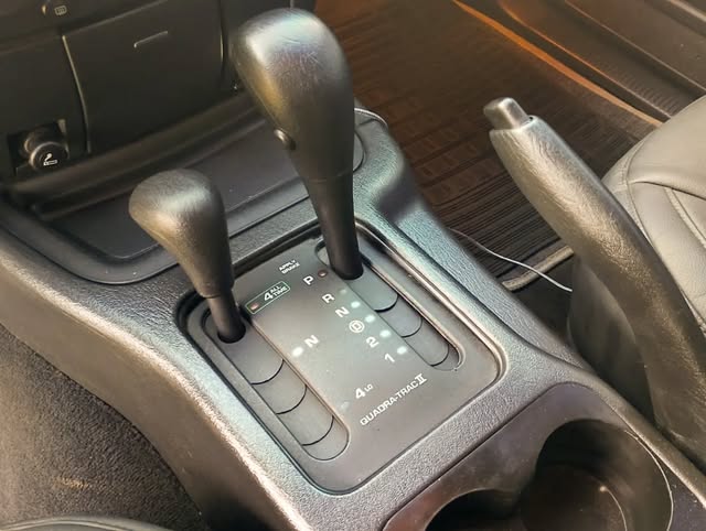 JEEP GRAND CHEROKEE LIMITED V8 - Imagem 11
