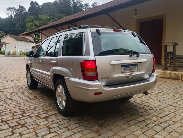 JEEP GRAND CHEROKEE LIMITED V8 - Imagem 3