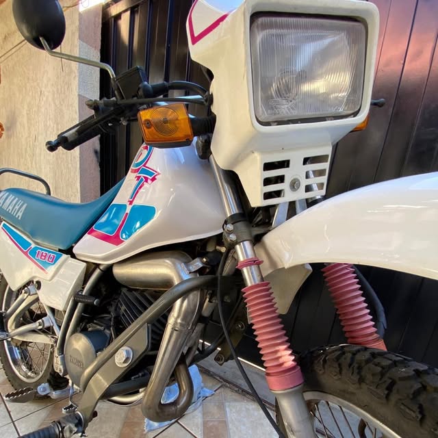 YAMAHA DT 180 Z - Imagem 3