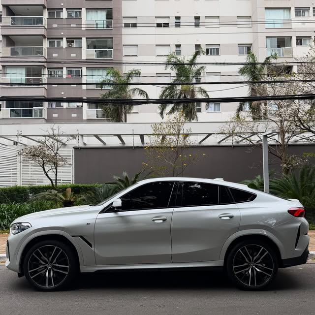 BMW X6 40I M SPORT - Imagem 13