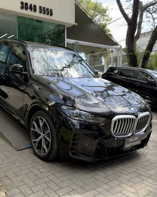 BMW X5 50E HYBRID M SPORT - Imagem 4