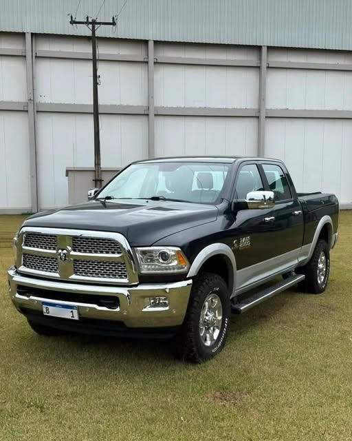RAM 2500 LARAMIE - Imagem 1