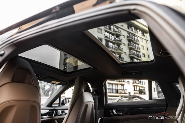 PORSCHE PANAMERA 4 E-HYBRID - Imagem 8