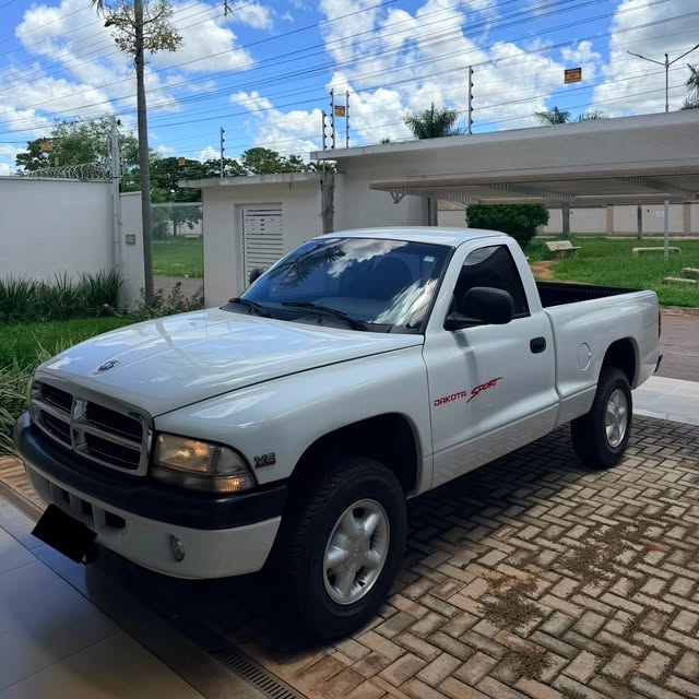 DODGE DAKOTA - Imagem 2